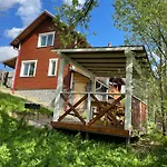 карпатський Karpatian Holiday home *