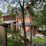карпатський Karpatian Holiday home *